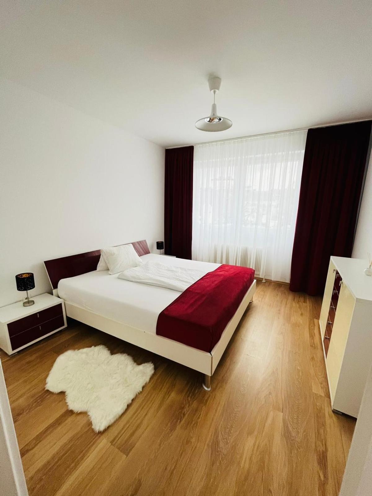 Magnifique Appartment Линц Экстерьер фото
